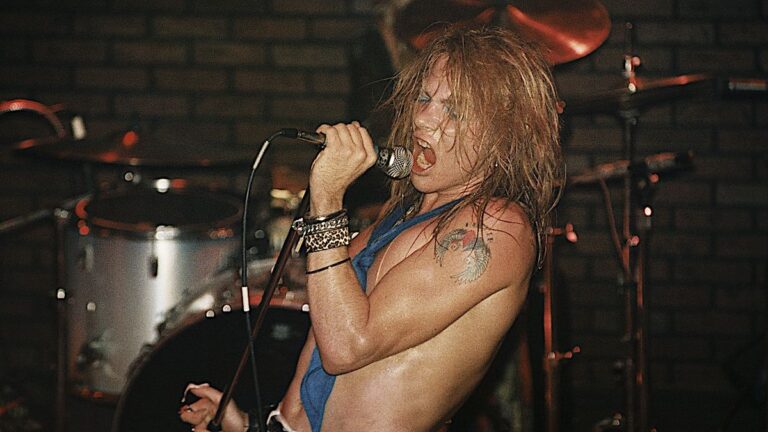 Discover the Epic Moment Axl Rose Covered Led Zeppelin in 1986 Before Becoming a Legend