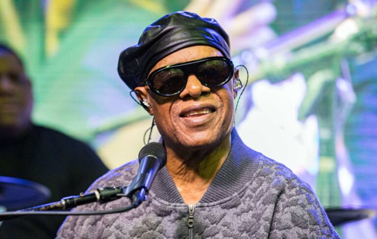 Discover the Top 10 Stevie Wonder Hits That Will Blow Your Mind!