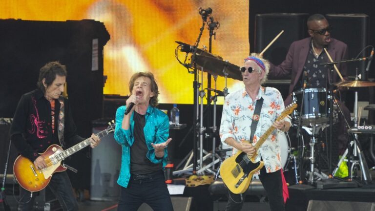 Don’t Miss Out! Rolling Stones’ Hackney Diamonds Tour Announces Additional Chicago Date – Get Your Tickets Now on NBC Chicago!