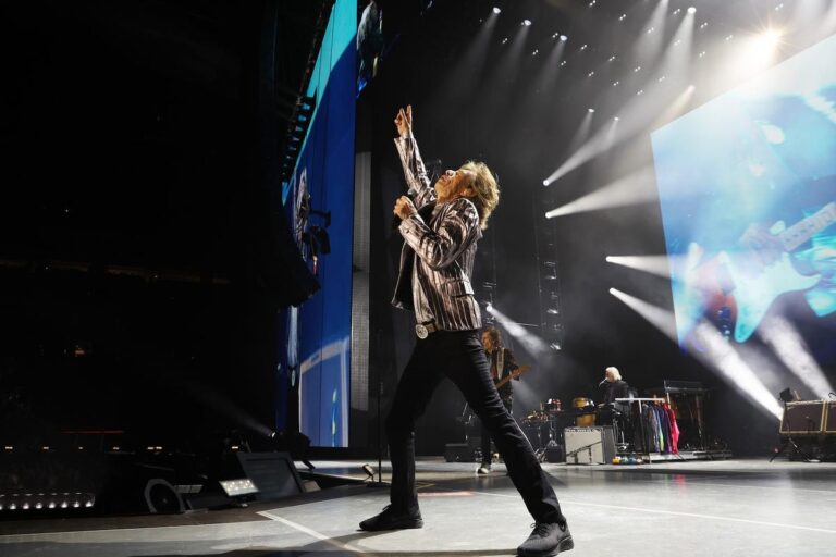 Experience the Electric Energy of Rolling Stones at the Unforgettable 2024 Tour Kickoff: Full Review and Set List Inside!