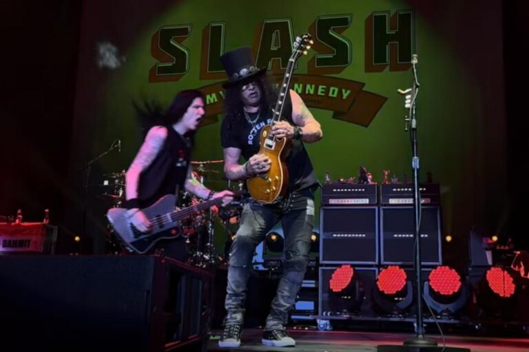 Experience the Thrill as Slash Shreds Through Guns N’ Roses Classic ‘Perfect Crime’ – Don’t Miss It!