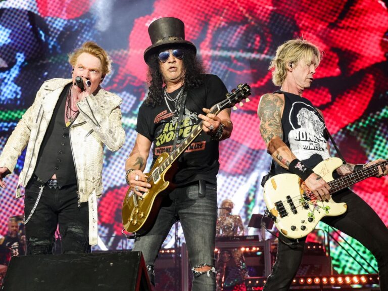 Guns N’ Roses Rejects $10,000 Offer for Sweet Child O’ Mine Publishing Rights, Before Album Release