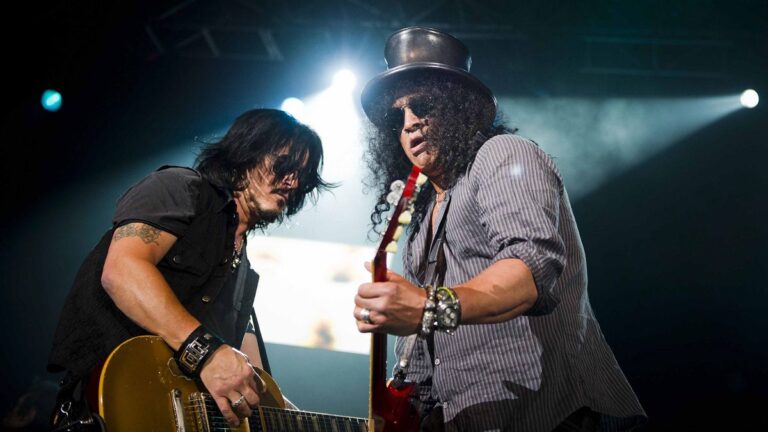 The Shocking Story of How Gilby Clarke Joined and Left Guns N’ Roses