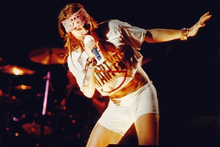 Uncover the Ultimate Secrets: Rare Axl Rose Performances for Die-Hard Fans Only!