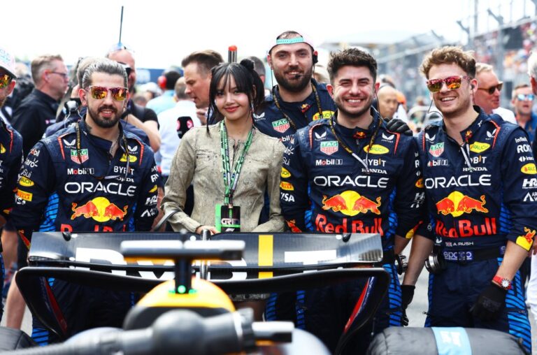 BLACKPINK’s Lisa Makes History by Waving Checkered Flag at F1 Grand Prix!