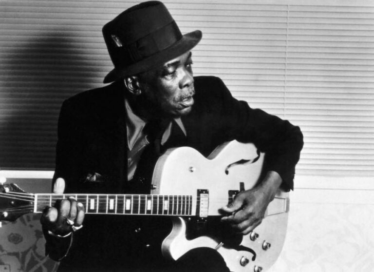 Discover the Top 10 Must-Hear John Lee Hooker Hits That Will Blow You Away!