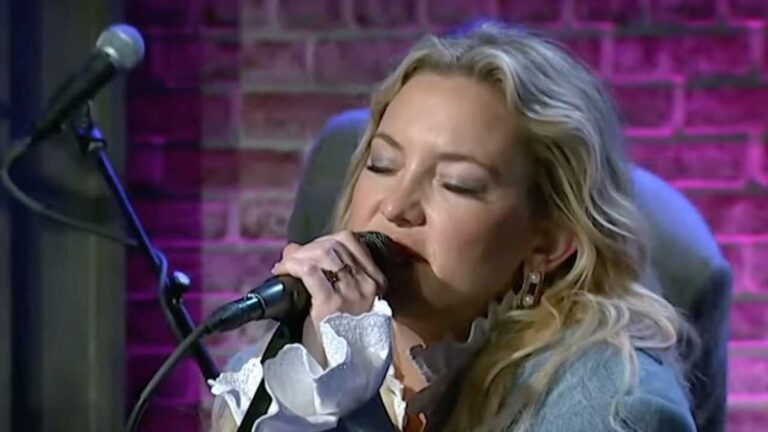 Experience Hollywood Star Kate Hudson’s Incredible Rendition of Stone Temple Pilots’ Hit “Vasoline” – You Won’t Believe Your Ears!