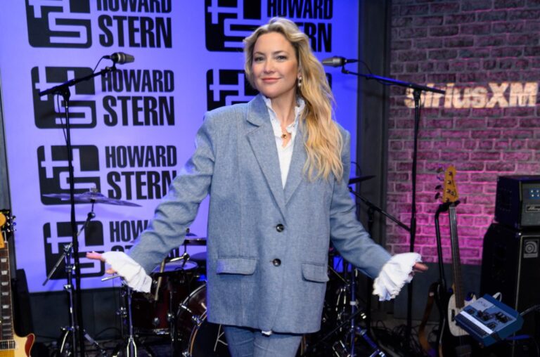 Kate Hudson’s Jaw-Dropping Performance of ‘Gonna Find Out’ Wows Audience on ‘The Howard Stern Show’