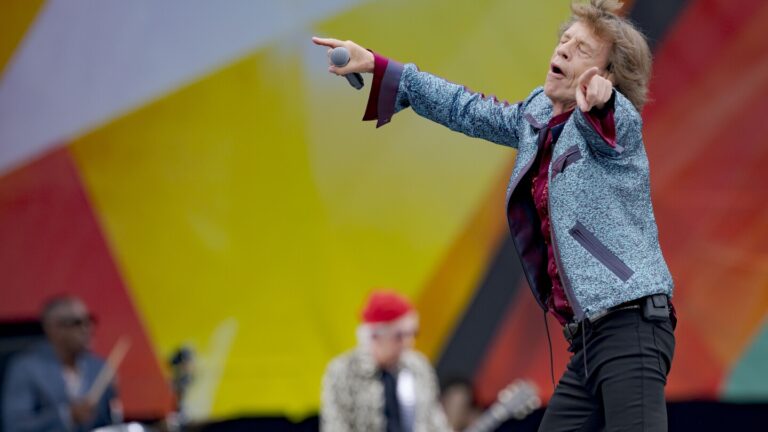 Half-a-Million Fans Flood New Orleans Jazz Fest for Epic Rolling Stones Performance – Find Out Why!