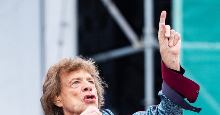 Rock Legend Mick Jagger Takes a Stand Against Louisiana Governor in Explosive New Orleans Performance: Check Out the Rolling Stones’ Epic Jazz Fest Photos Now!