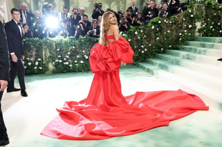 Stunning Shakira Steals the Show in Bold Red at 2024 Met Gala