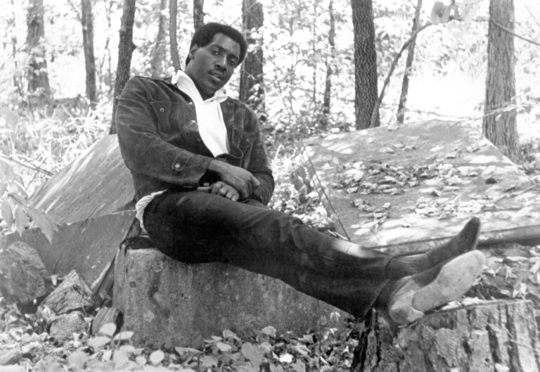 Uncover the Top 10 Timeless Hits by Otis Redding You Need to Hear Now!