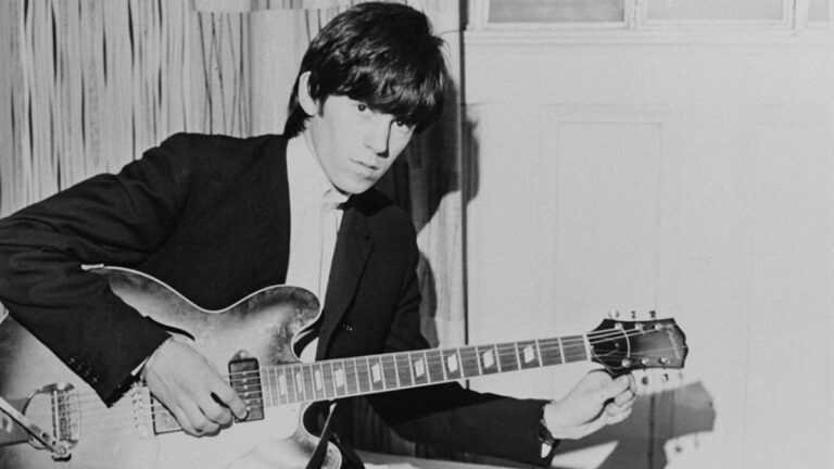 Unleashing the Iconic Hit: The Rolling Stones create ‘Satisfaction’ in a Dream-inspired Recording Session on May 12, 1965